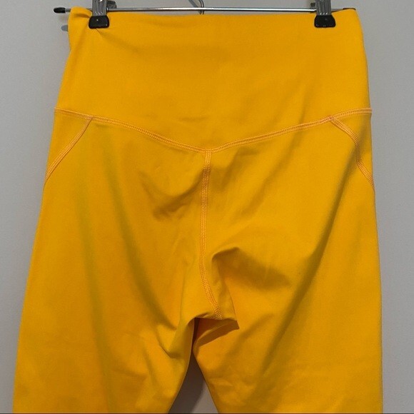 Girlfriend Collective Marigold Yellow Crop Workout Leggings Small Capri Sporty - Picture 7 of 10